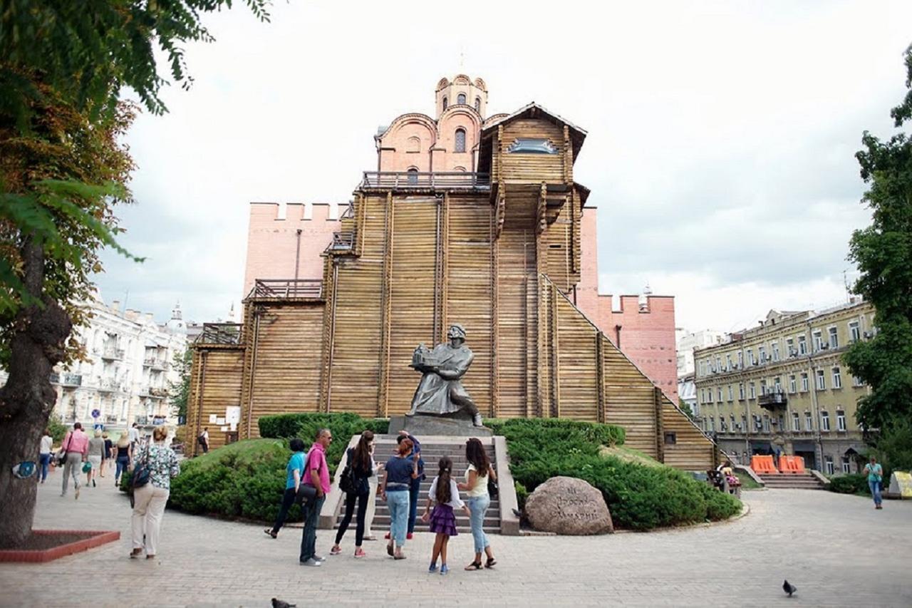 Podil Apart Near Poschtova Square History Center Kiev Exterior foto